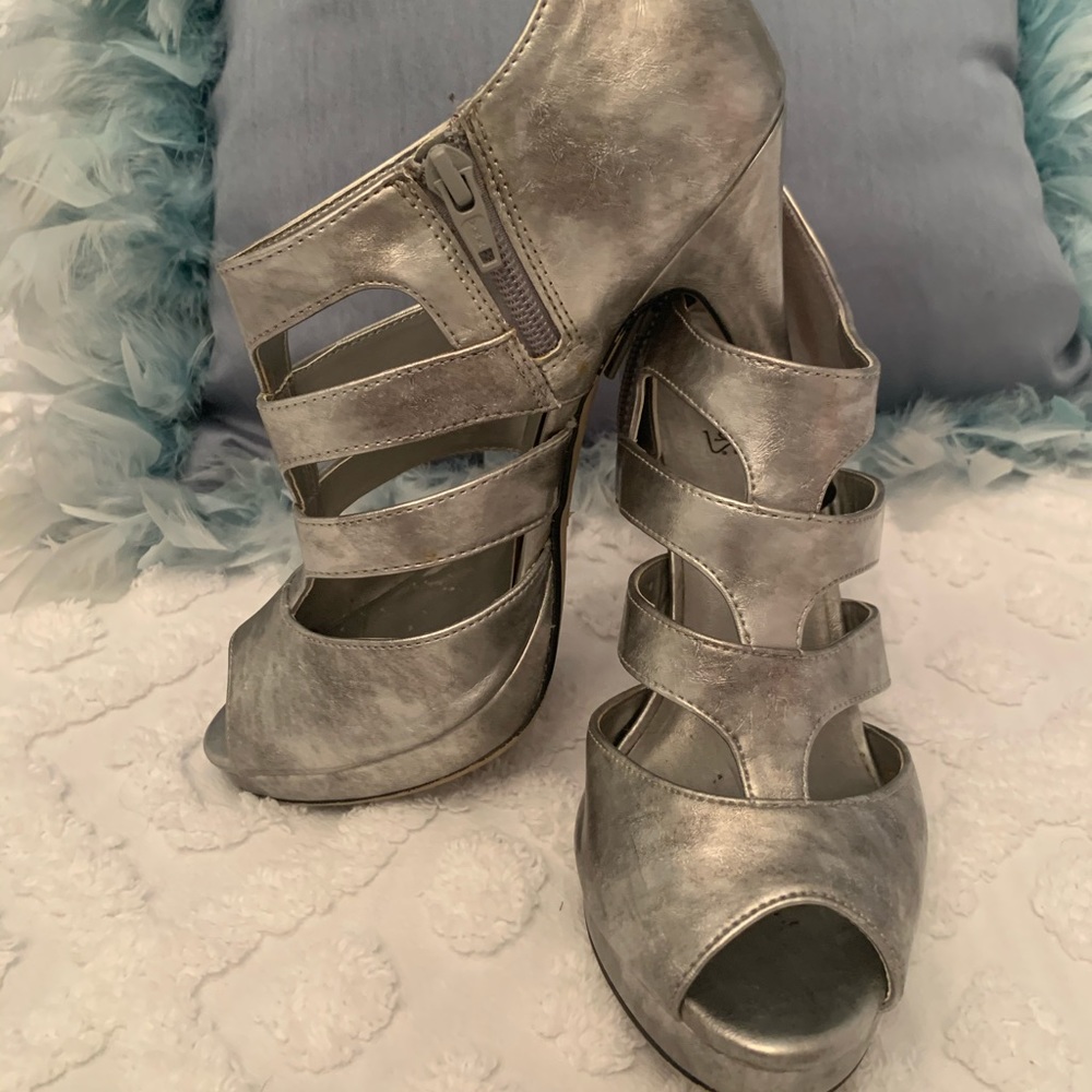 Pewter Heels